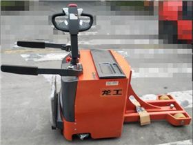 南京電動牽引車