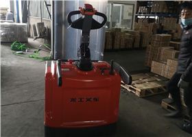 常州電動堆高車