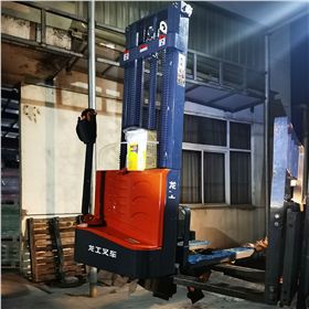 南京電動堆高車 