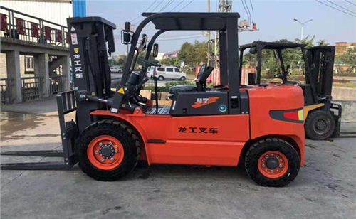 龍工叉車(chē)CPC47-南京4.7噸叉車(chē)