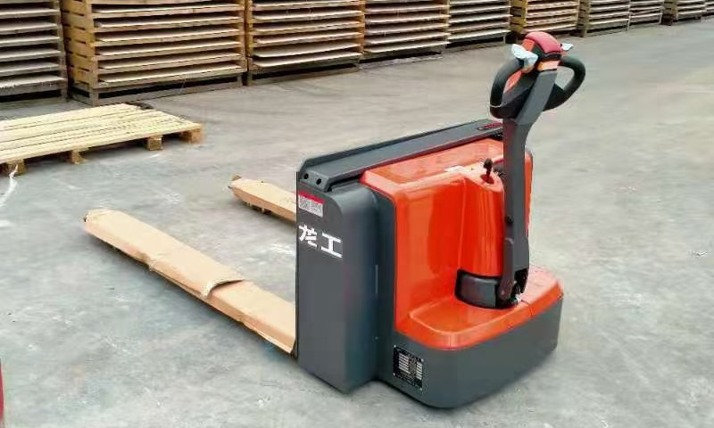 龍工電動托盤車