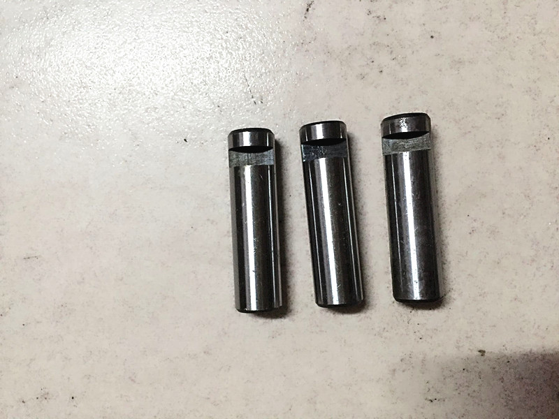 叉車轉向拉桿銷