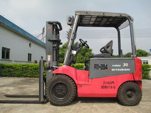 力至優(yōu)平衡重電動(dòng)叉車