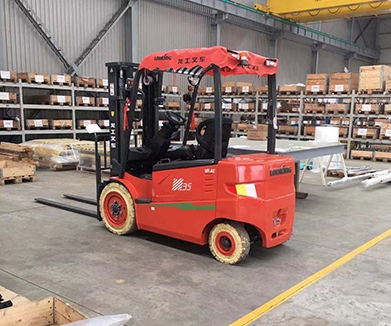 揚州電動叉車-揚州電瓶叉車-龍工電動叉車